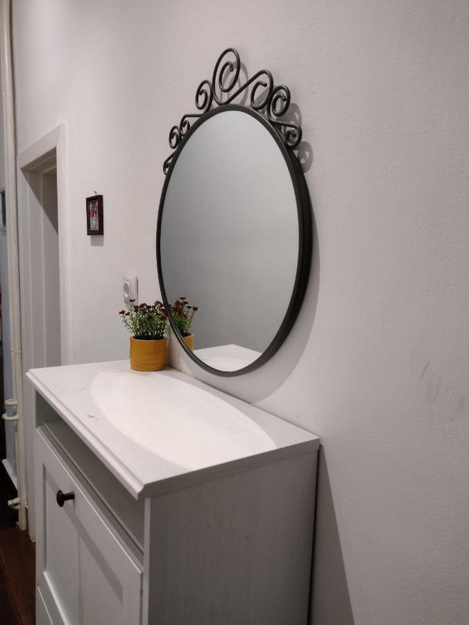 Charming Central Home With Garden Near Parking And Ndk Sófia Exterior foto