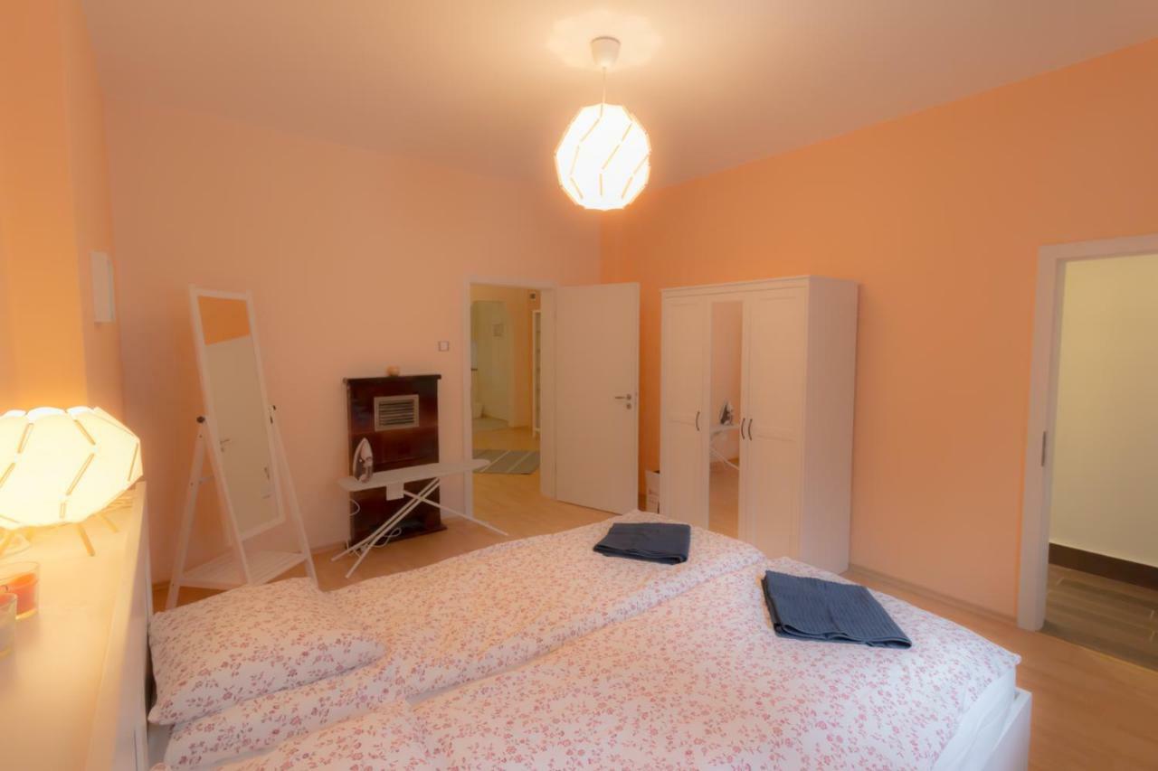 Charming Central Home With Garden Near Parking And Ndk Sófia Exterior foto